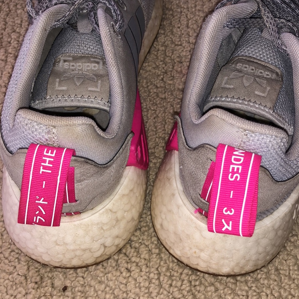 Adidas NMD R1 Shoes - Picture 2 of 3